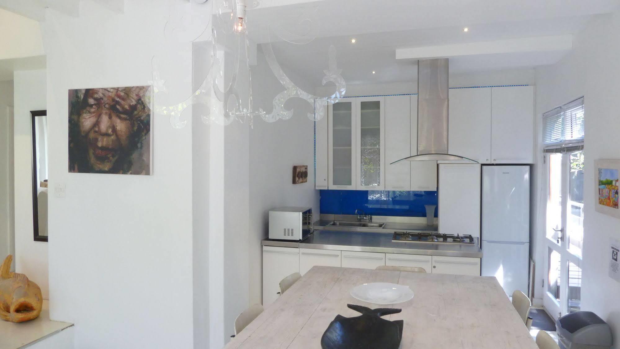 4 On Highworth Apartments And Studios Città del Capo Esterno foto